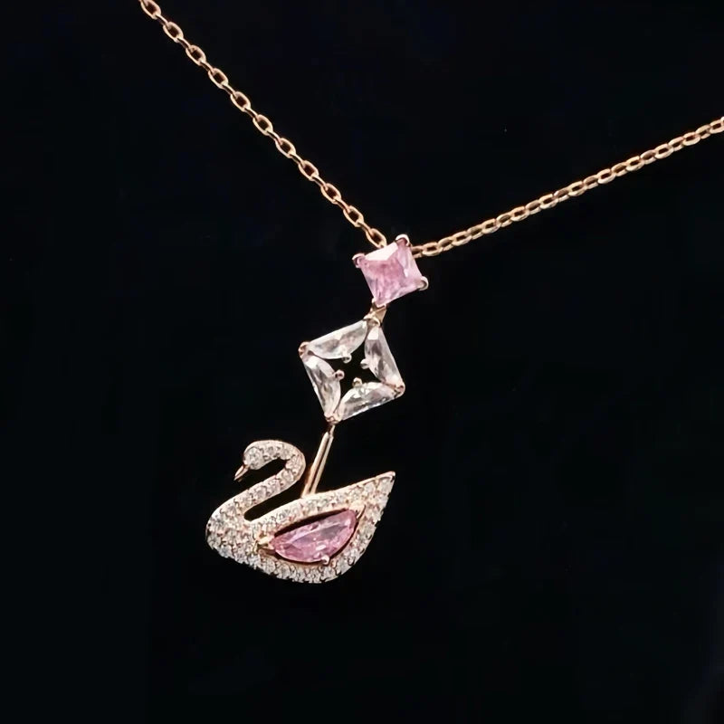 2024 fashion creative pink swan crystal necklace