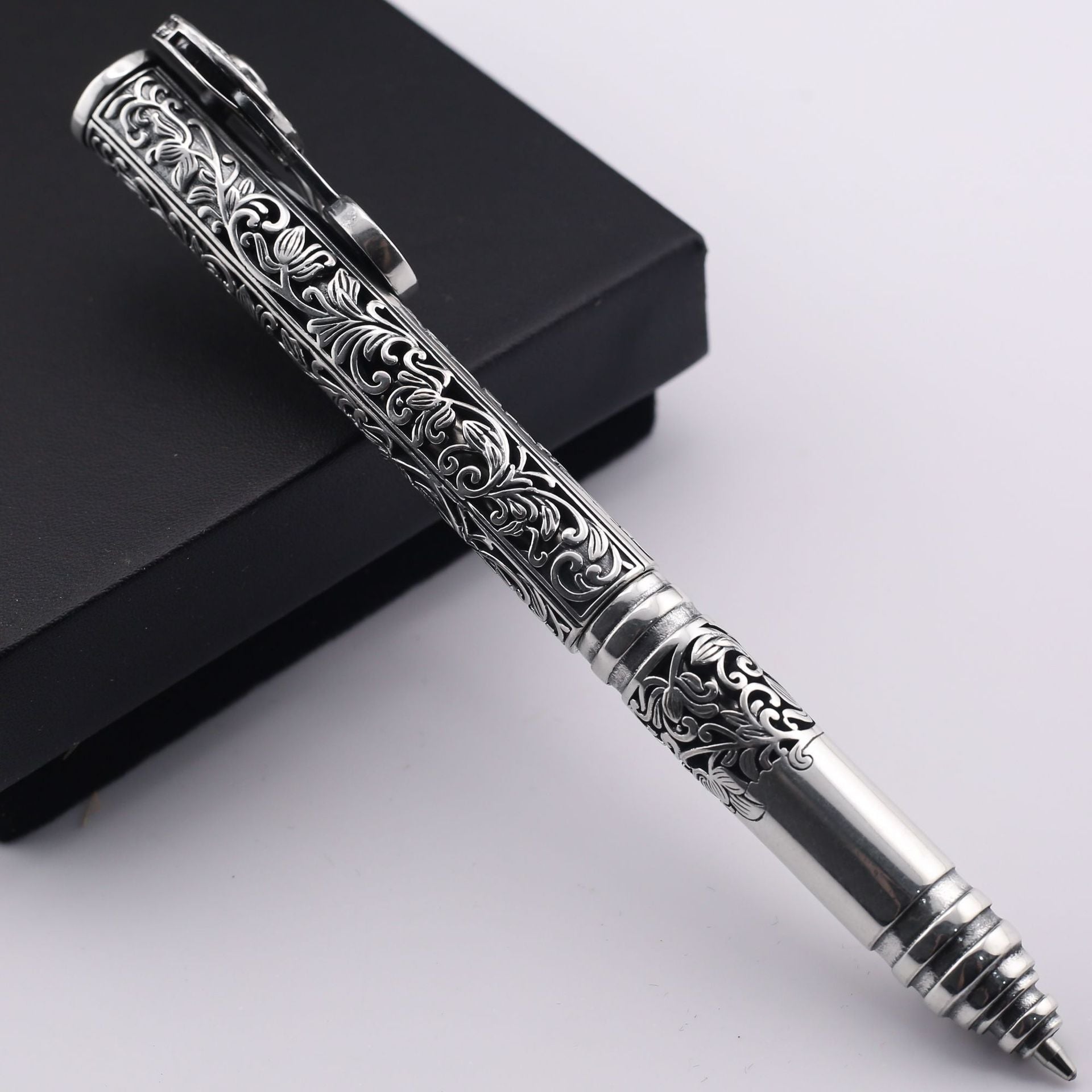 Hollow six-pointed star pattern gel pen