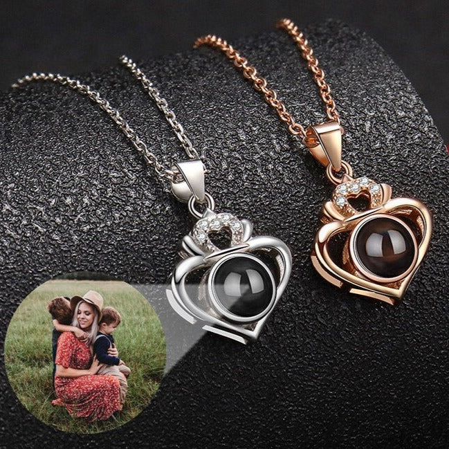 Customized Projection Necklace Heart Photo Projection Necklace for Women Girl Friend Ladies Gifts