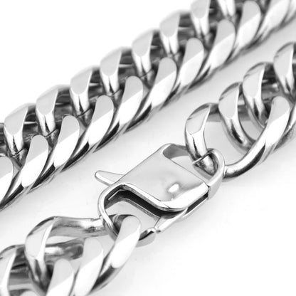 chunky silver necklace
