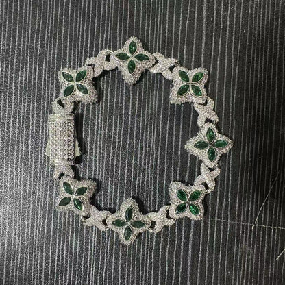Hip-hop zircon colored infinite four-leaf clover bracelet