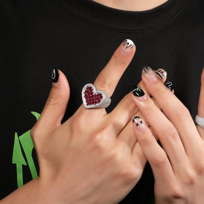 Hip-hop T-square heart-shaped zircon ring