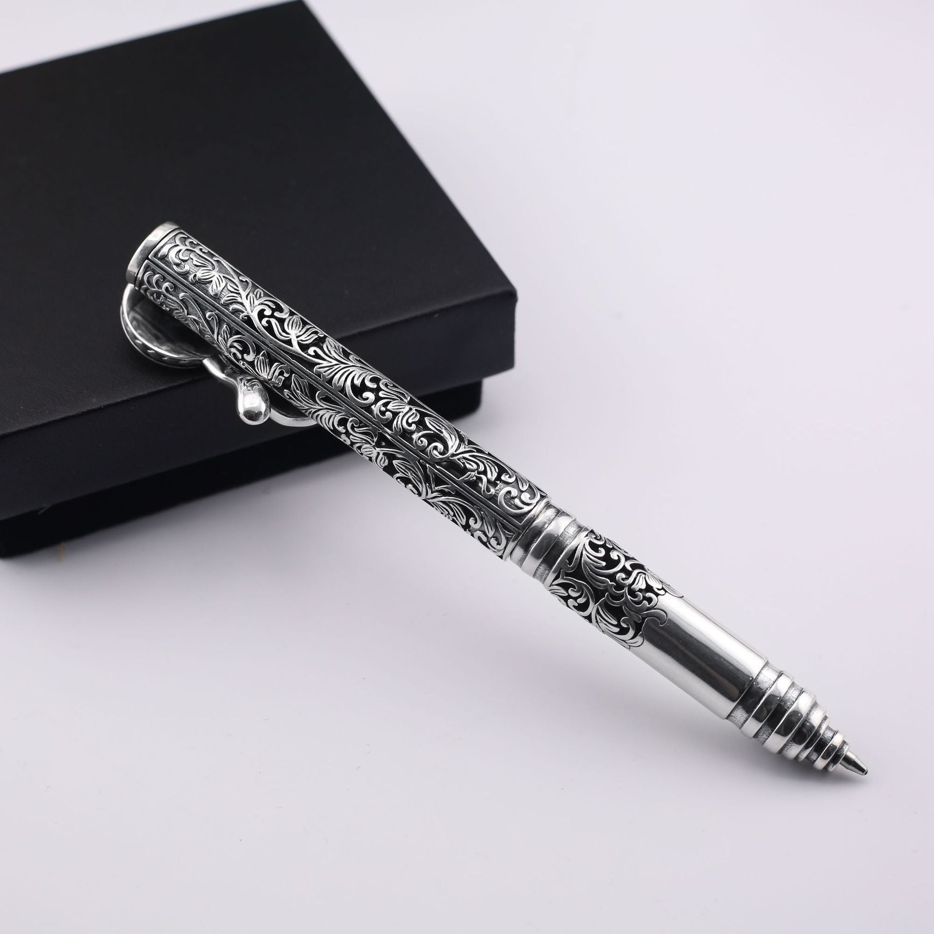 Hollow six-pointed star pattern gel pen