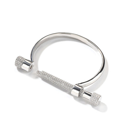 Horseshoe-shaped bracelets inlaid with zircon and diamonds
