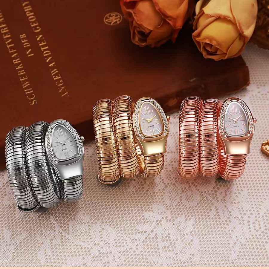 Snake-shaped watch, fashionable women&
