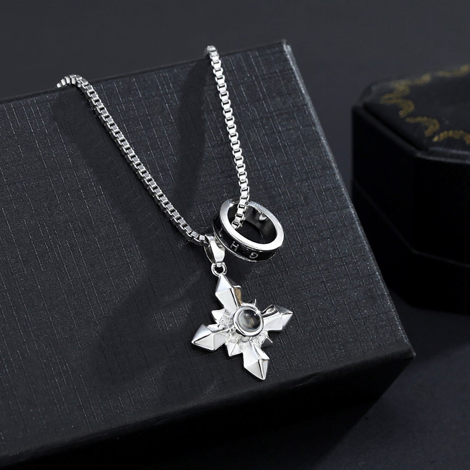 Customized photo ringProjection Necklace  Pendant Jewelry For Lover Girlfriend
