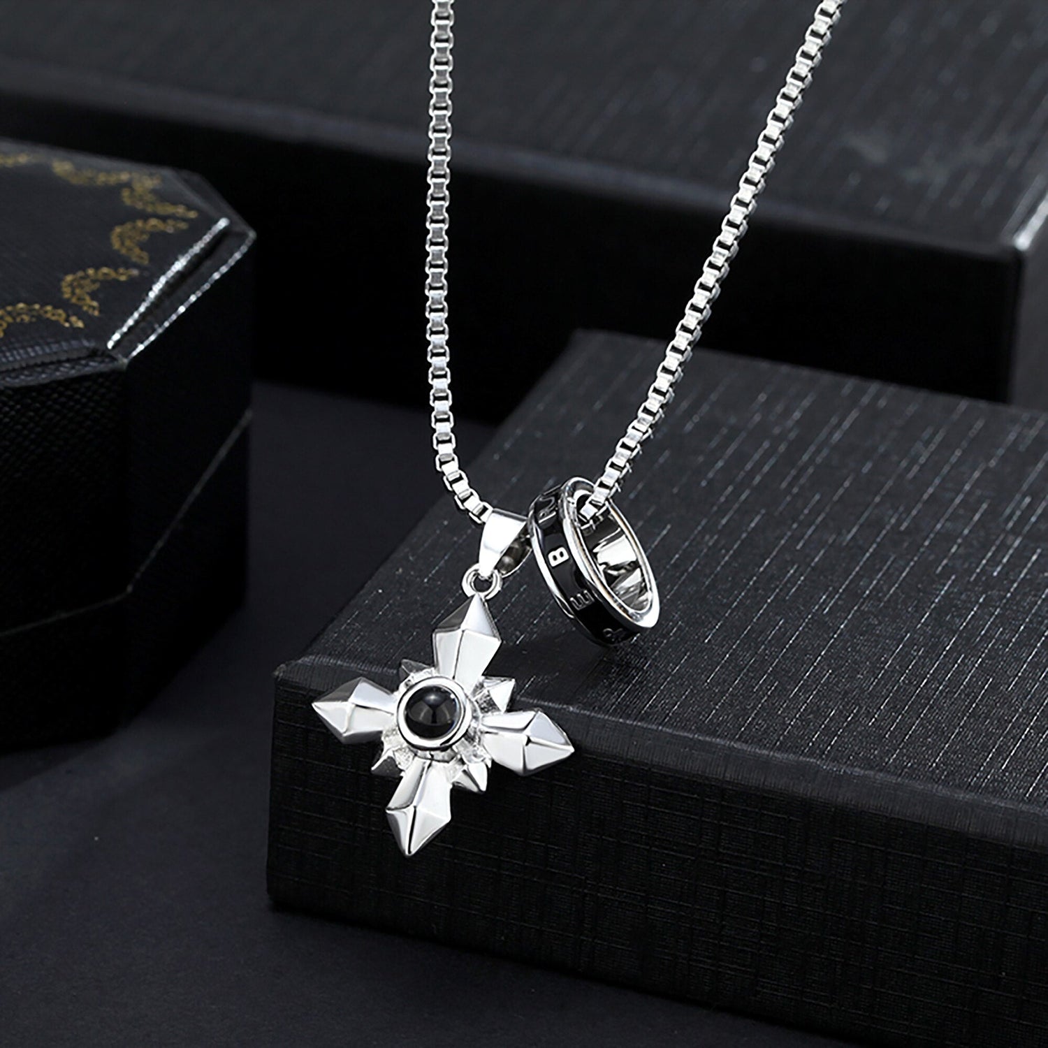 Customized photo ringProjection Necklace  Pendant Jewelry For Lover Girlfriend