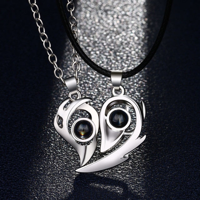 2PCS/set matching necklaces for couples 100 Languages I Love You Lovers Heart Magnetic relationship Necklace